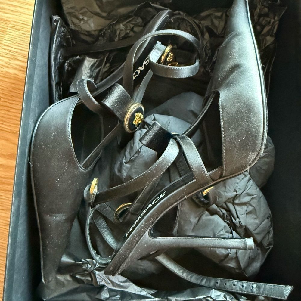 Authentic Gianni Versace caged heels